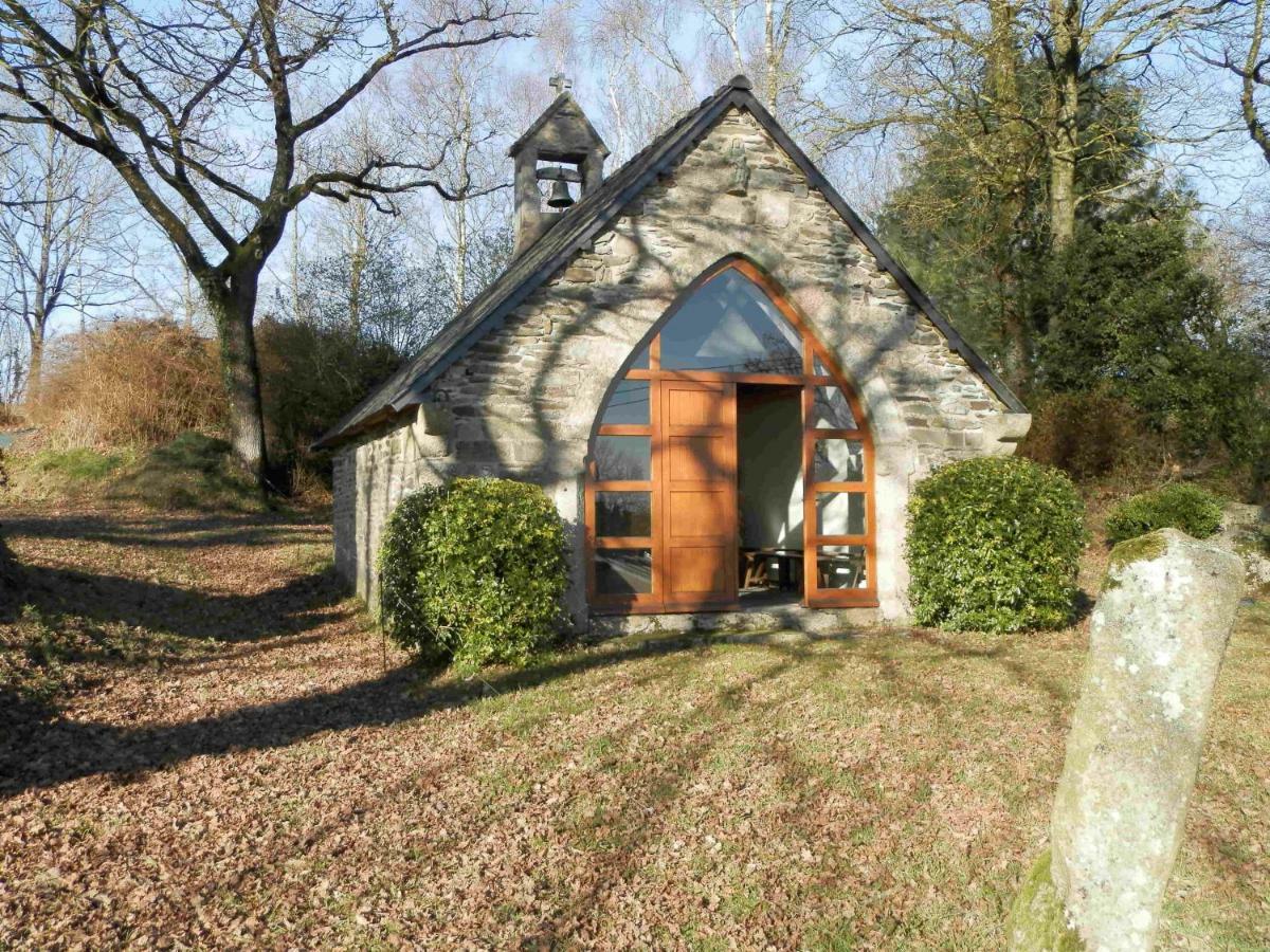 Vallée des Ardoisières Mael-Carhaix Exterior foto