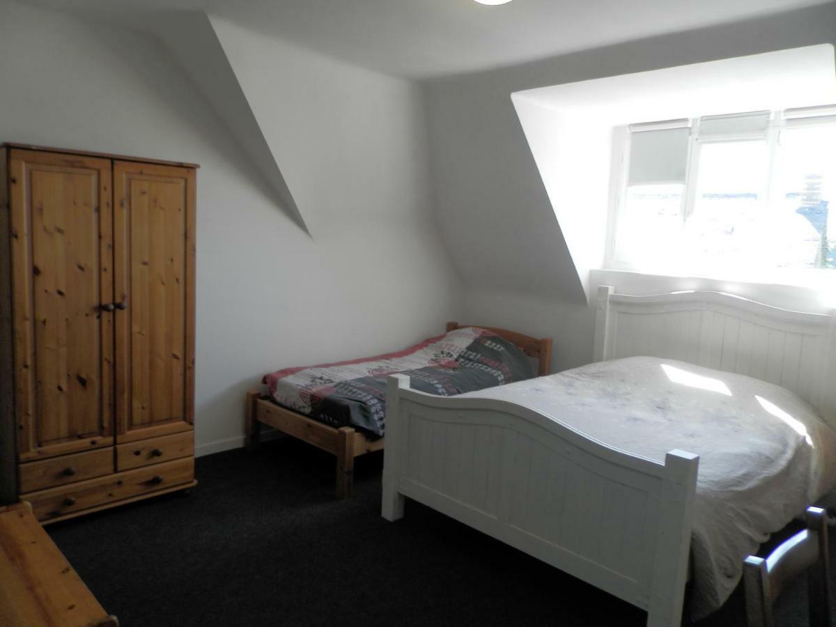 Vallée des Ardoisières Mael-Carhaix Habitación foto